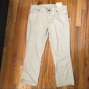 LOFT Beige Modern Kick Crop